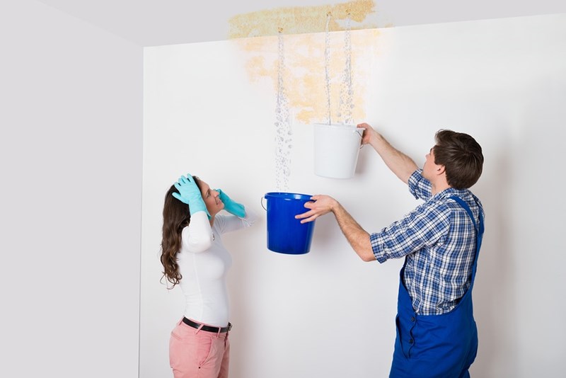 Cleaning 101: How to Repair Water Damaged Ceiling