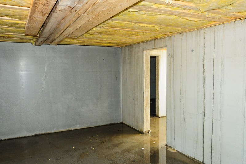 How Do You Repair a Leak in the Basement?