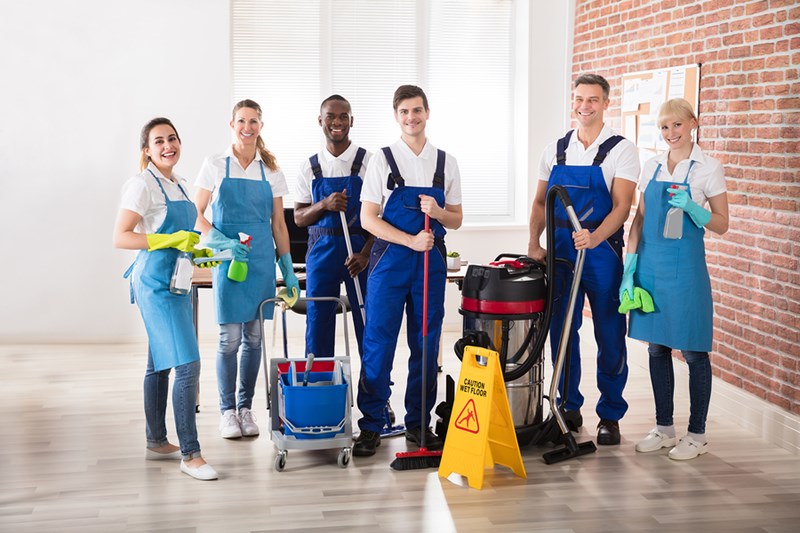 Hardwood Floor Maintenance – Tips from the Professionals